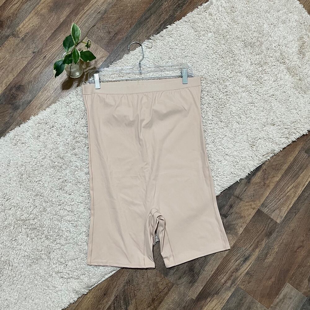 Torrid Size 3X Rose Dust Ultra High Waisted Smoothing Shapewear Shorts NWT